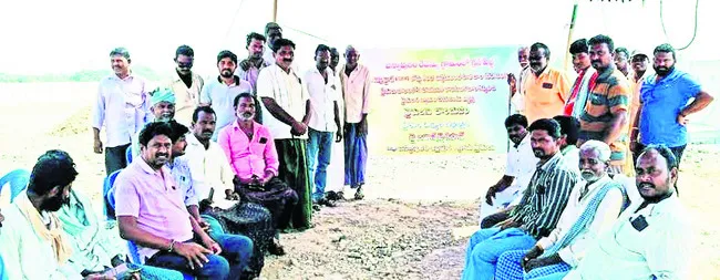 అండర్‌పాస్‌ కోసం కొనసాగిన ఆందోళన 