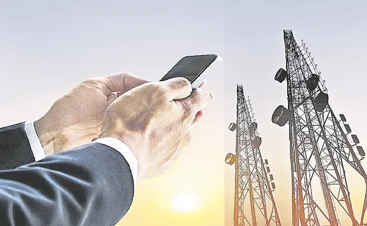 Telecom subscriber base grows marginally to 119 crore