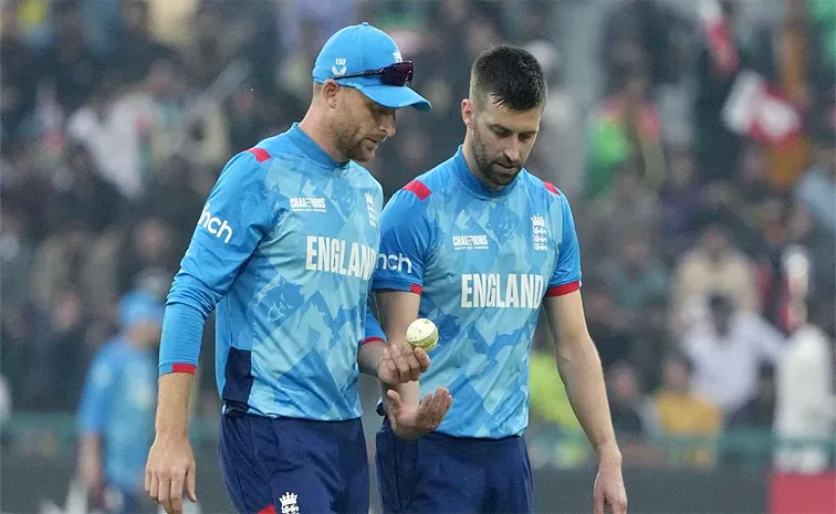 Mark Wood ruled out of all forms of cricket for four months