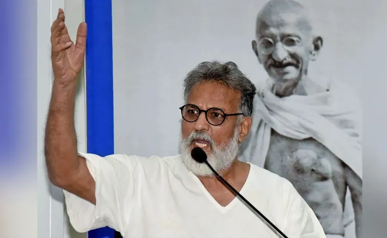 why,BJP demands arrest of Mahatma Gandhi great grandson Tushar Gandhi