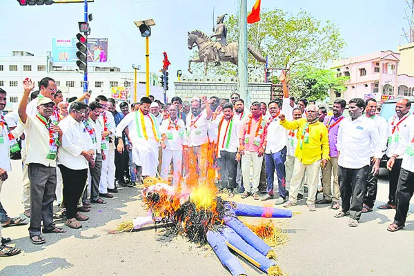 ఇష్టానుసారంగా మాట్లాడితే ఊరుకోం 