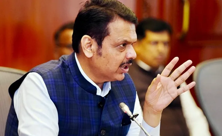 BJP slams Maha Congress chief for Aurangzeb comparison Fadnavis