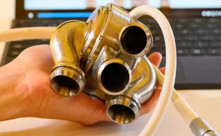 Australian Man Survives 100 Days With Artificial Titanium Heart World First