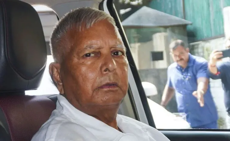 Lalu Yadav Appears Before ED in Land for Job Case RJD Workers Protest