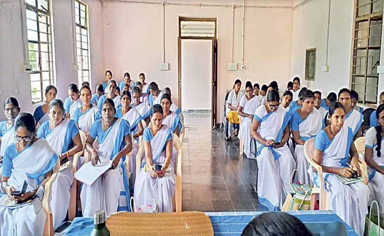 Chandrababu Govt betray wage hikes and job security to Asha Workers