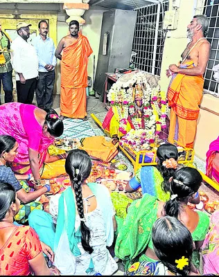 మౌనికకు అంగన్వాడీ సూపర్వైజర్ ఉద్యోగం