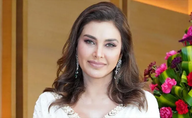 Lisa Ray express her frustration with Air India after the airline denied a medical waiver request