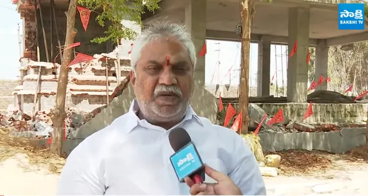 YSRCP Malladi Vishnu Fires On TDP Govt Over Temple Demolition at Vijayawada9