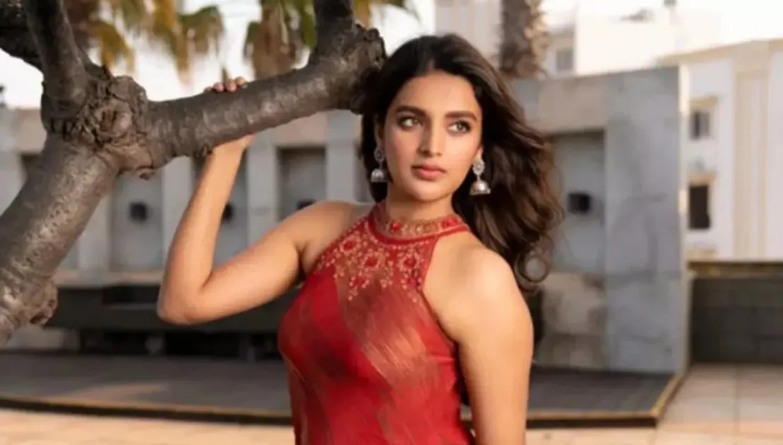 Nidhhi Agerwal About Munna Michael Agreement Condition