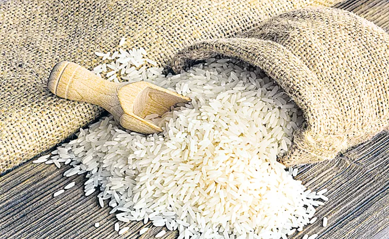 Fine Rice Distribution to poor through ration shops across Telangana