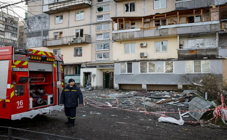 Russian drone attack on Kyiv leaves 3 dead