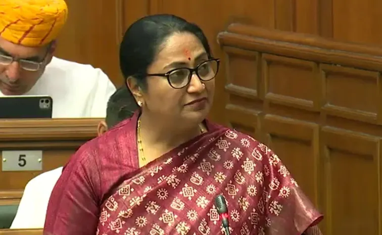 Delhi Budget 2025 CM Rekha Gupta Major Announcements