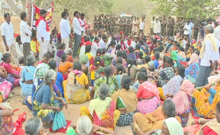 Cpm Leaders Protest At Ramoji Film City