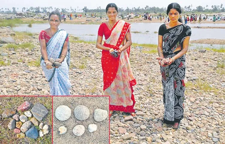 Collection of colored stones in the villages along the Godavari River