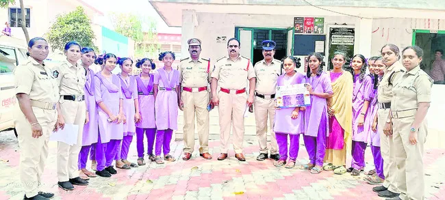 క్రియాశీలకంగా శక్తి బృందాలు