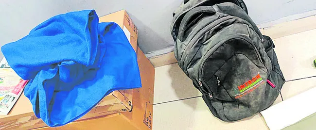 నెలరోజుల క్రితం ఆత్మహత్య?