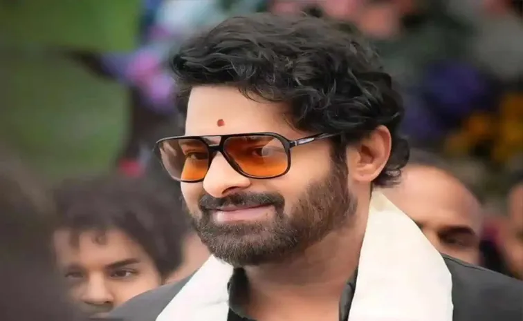 Tollywood Hero Prabhas and actress Anushka Shetty Photos Goes Viral