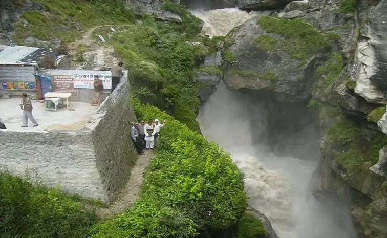 IRCTC Tourism Offers 5 Days Saraswati River Pushkaralu Tour Packages 2025