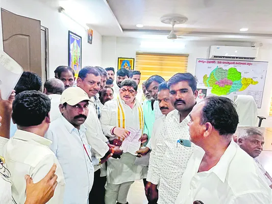 కోడ్‌ తర్వాత కొత్త రేషన్‌ కార్డులు