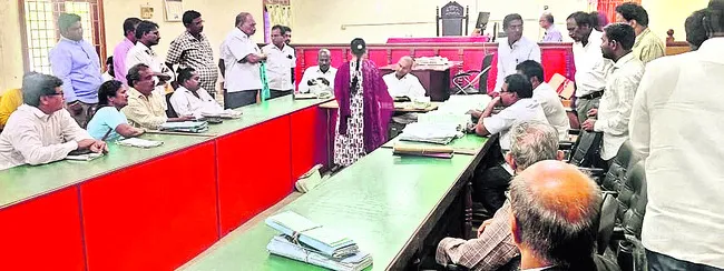 లోక్‌ అదాలత్‌లో 32,848 కేసుల పరిష్కారం 