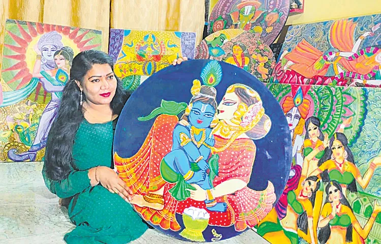 Telangana Seva Ratna 2025 awardee divyang artist vijayalaxmi journey