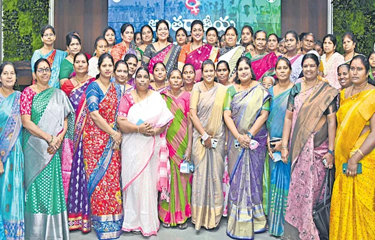 Womens Day celebrated in grand manner at YSRCP office