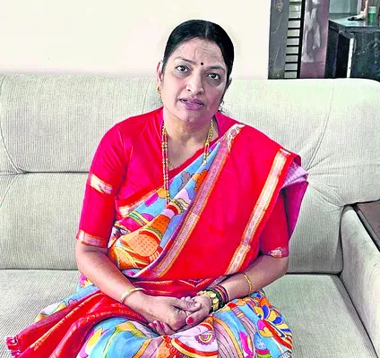 బీసీలపై దాడులకు మంత్రి సమాధానం చెప్పాలి