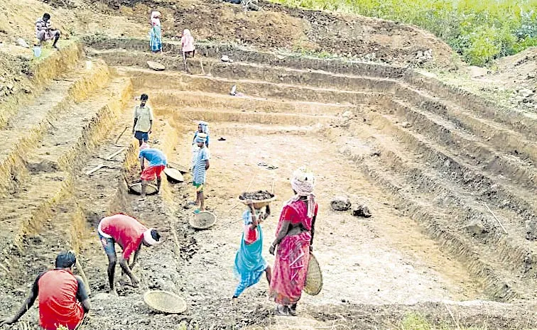 TDP conspiracy On employment guarantee scheme: Andhra pradesh