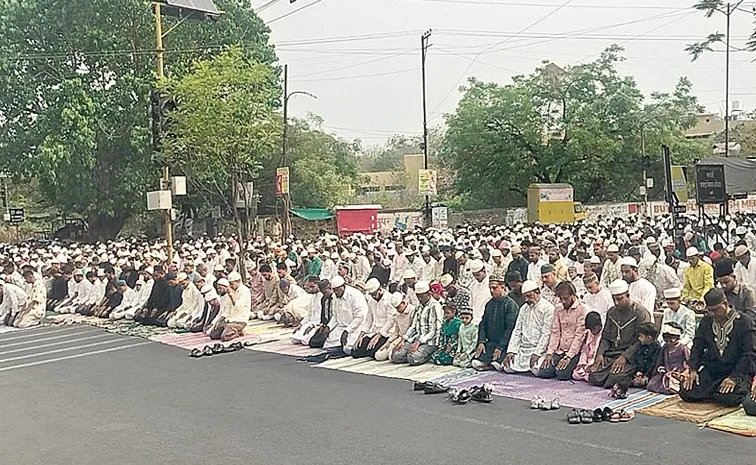 Eid-ul-Fitr celebrations held in Maharashtra