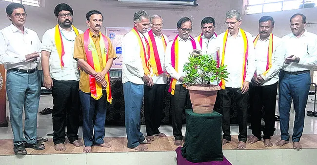 పిల్లలకు మాతృభాష అవసరం