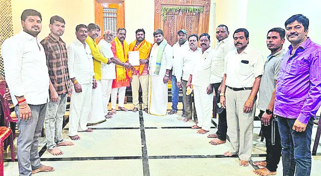 లక్ష్మీదేవిపల్లి రిజర్వాయర్ పనులు ప్రారంభించండి