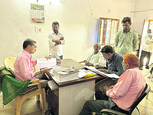 చందుర్తి సింగిల్విండోలో భారీ కుంభకోణం