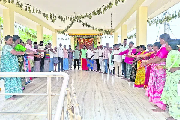 గౌస్కొండలో మద్యపాన నిషేధం