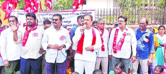 అగ్రహారం భూములపై రాబందులను వాలనివ్వం