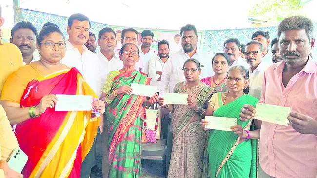 ఆడ బిడ్డలకు అండగా ప్రభుత్వం