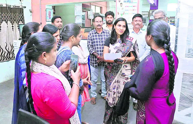 పాఠకులకు సదుపాయాలు కల్పించండి