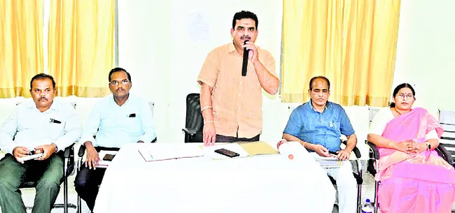 ఆరోగ్య కేంద్రాల్లో ఓఆర్ఎస్ కార్నర్స్