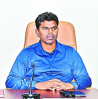 వాట్సాప్లో పీజీఆర్ఎస్ ఫిర్యాదులకు సమాధానాలు