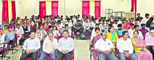 పూలే