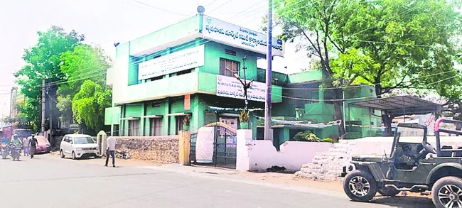తాండూరు వ్యవసాయ మార్కెట్లో రికార్డు స్థాయిలో వ్యాపారం