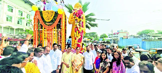 సమాజ మార్గదర్శకుడు పూలే