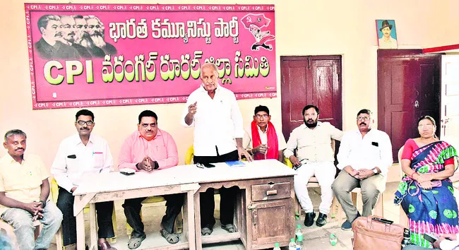 మావోయిస్టులతో చర్చలు జరపాలి