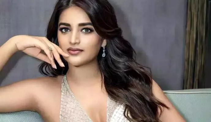 Nidhhi Agerwal Compared With Sreeleela Latest Tweet