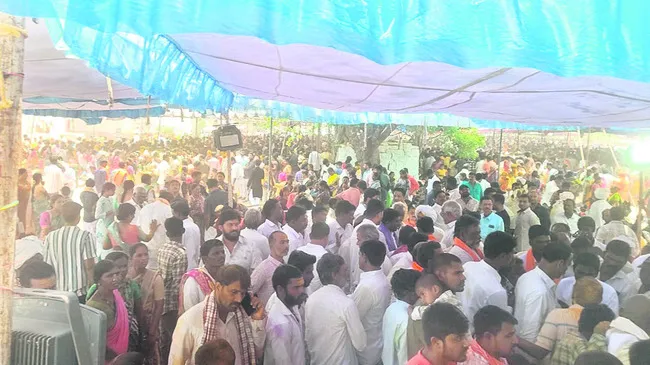 ఘనంగా