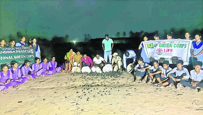 ●కూర్మో రక్షతి రక్షితః