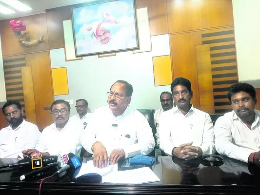 పాపాలు కప్పిపుచ్చుకునేందుకు కూటమి ప్రభుత్వం తంటాలు