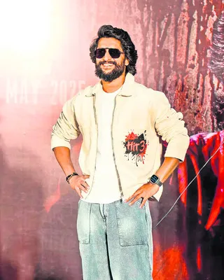 ప్రేమించిన అమ్మాయి కోసం వైజాగ్ వచ్చేవాడిని