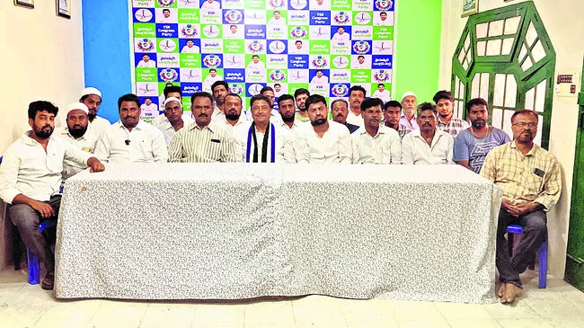 ముస్లింల మనోభావాలు దెబ్బతీసిన చంద్రబాబు
