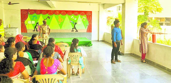 అగ్ని ప్రమాదాలపై అప్రమత్తంగా ఉండాలి