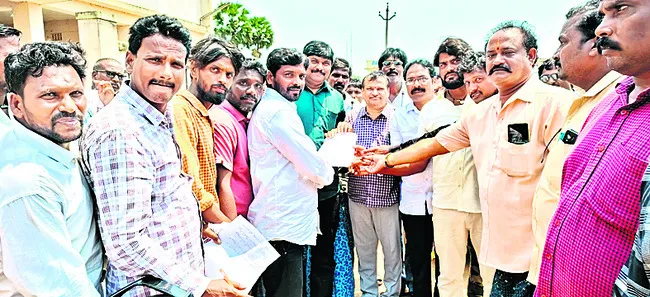 రాజయ్యపేట నిర్వాసితులకు పరిహారం ప్రకటించిన ఆర్డీవో